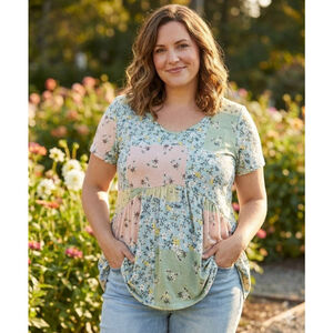 Fifth Ray Short Sleeve Tee L Blue Pink Floral Patchwork boho Cottagecore